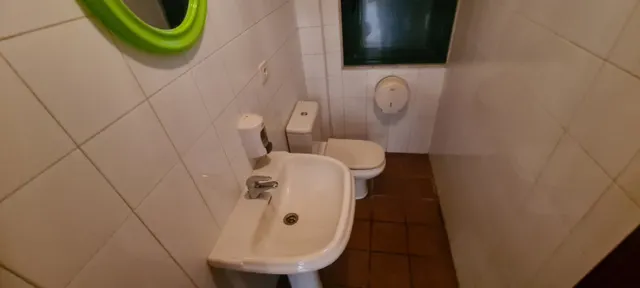 CASA REFORMADA USO HOTELERO EN SANTA COMBA — 18