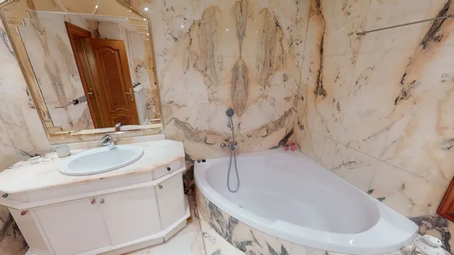 Piso 5 habitaciones 207m² en alquiler - Estación — 31