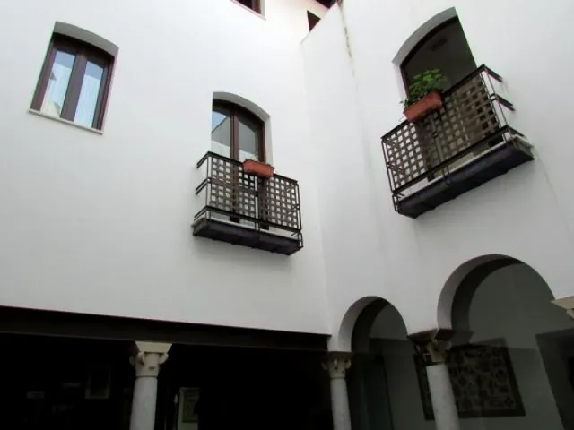 CASA DE LUJO EN PLENO CENTRO DE CÓRDOBA CAPITAL — 15