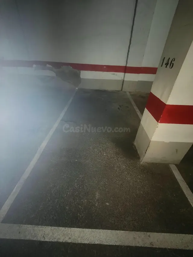 SE VENDEN 2 PLAZAS DE GARAJE CONTIGUAS JUNTO PUERTO DEPORTIV - foto 4