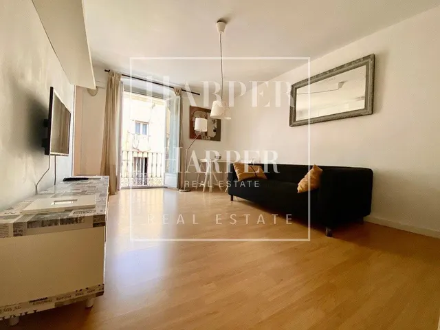 Para entra a vivir, un piso luminoso en  Barcelona ( Nou de Rambla ), — 29