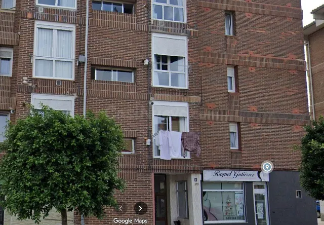 SE VENDE inmueble ALQUILADO en Santander