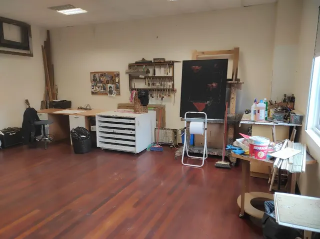 LOCAL COMERCIAL EN LOS TILOS — 11