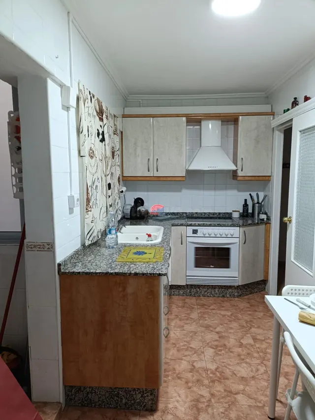 Amplio Piso en el Corazón de Sagunto - Ideal para Familias - foto 5