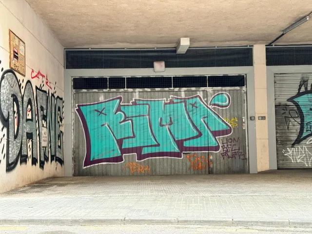 Un lugar seguro para dejar tu amigo de dos ruedas — 2