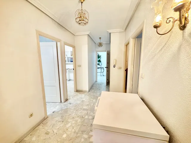 INCREIBLE CHALET PARA VIVIR EN REDOVAN CON GARAJE PARA 4 COCHES,  5 DORMITORIOS.... PARCELA ALREDEDOR DE LA CASA. POR TAN SOLO 250.000€ ¡¡VISITELA!! — 26