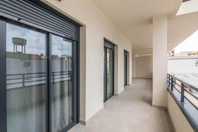 Vivienda nueva a estrenar — 28