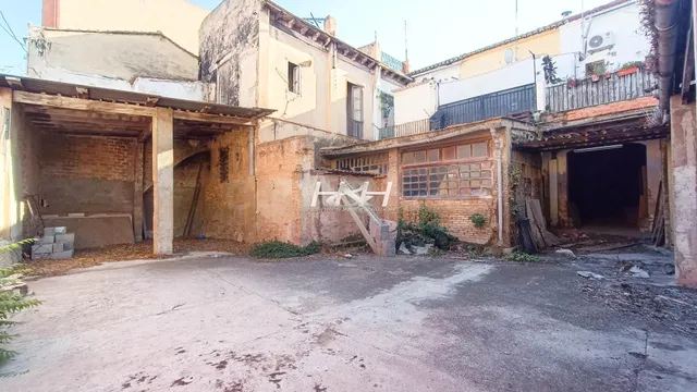 Local comercial 688m² en venta - Burjassot