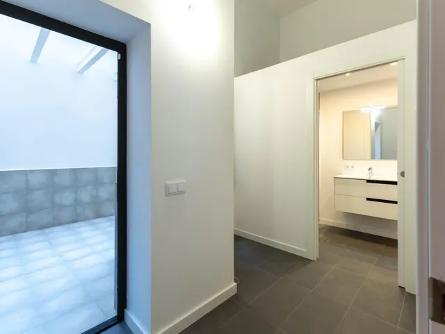 Agencia Inmobiliaria en Barcelona. Estudio en venta en el Congres — 17