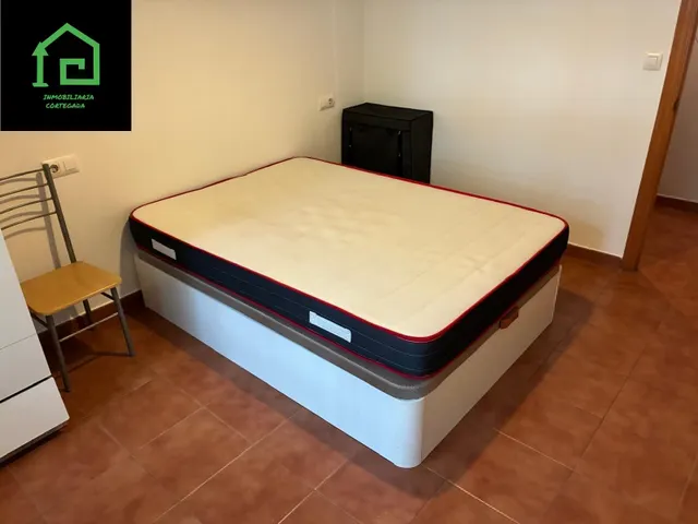 PISO CON TRASTERO CERCA DEL CENTRO COMERCIAL — 13