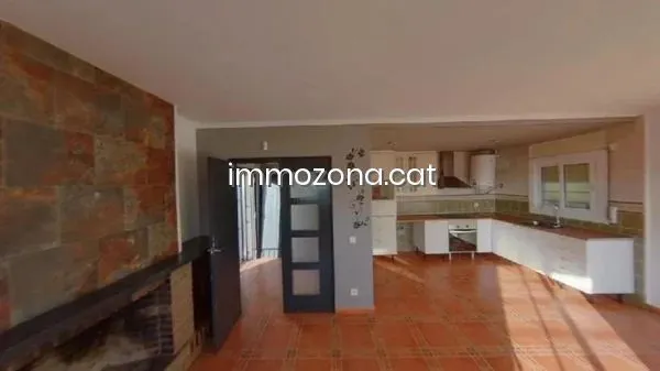 CASA OCUPADA DE 88 M2, 3 habitaciones, 1 BAÑOS, EN C/ CAMPANYA, LLORET DE MAR — 10