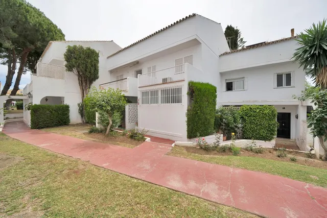 Adosado 4 habitaciones 182m² en venta - Marbella — 48