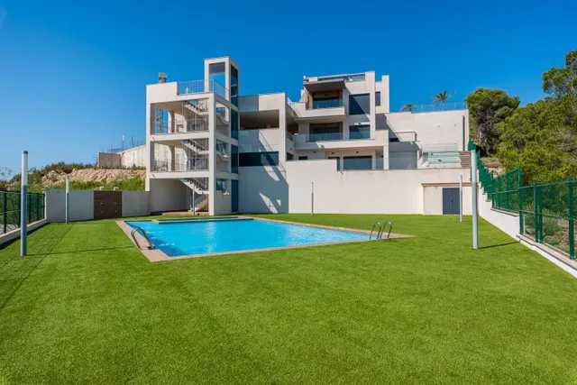 OBRA NUEVA! BUGALOW EN SAN MIGUEL DE SALINAS. 2 DORM. 2 BAÑOS. PISCINA+GARAJE. — 50