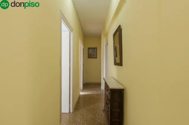 Piso para reformar junto a Avenida Dílar — 11