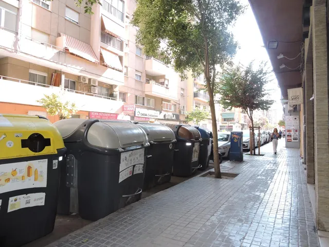 Local en alquiler en Benicalap — 18