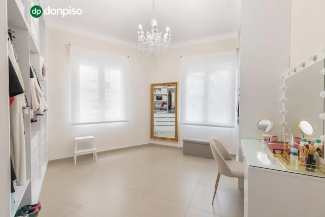 Exclusivo piso de lujo en pleno centro de Granada — 34