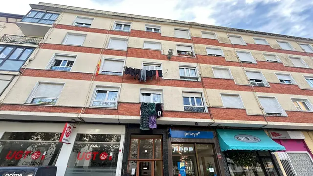 PISO EN SANTOÑA — 5