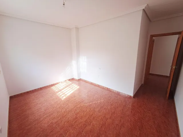 Vivienda de 3 dormitorios, 2 baños y 105 m2 en Patiño — 23