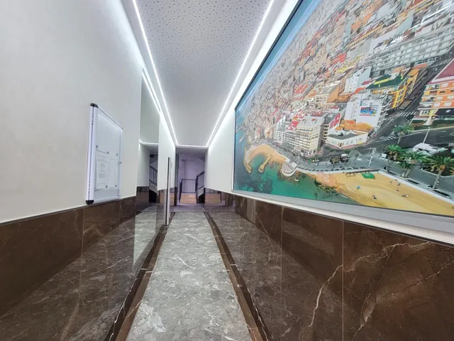 Moderno apartamento muy espacioso, en esquina, 3 dormitorios, 3 baños, parking, piscina, a 5 minutos a pie de la Playa del Cura — 47