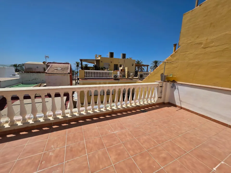 Pedregalejo a Pasos del Mar - Terrazas, Vistas al Mediterráneo, Una Casa Especial en una de las zonas más deseadas de Málaga