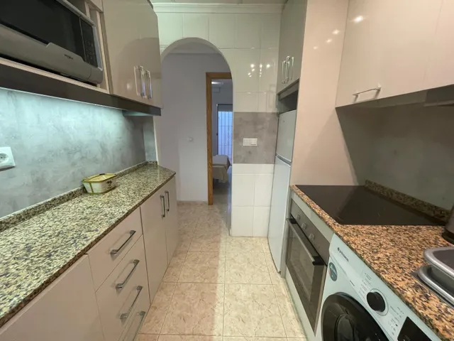Apartamento de 3 dormitorios con garaje y orientación sureste — 8