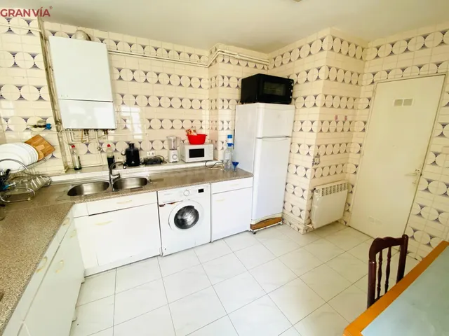 Apartamento en venta en el centro de Logroño - foto 2