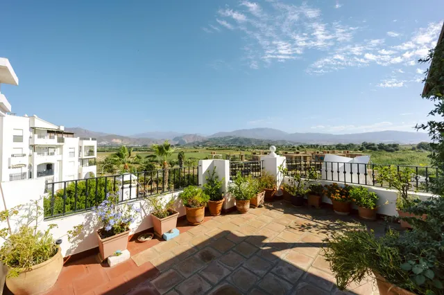 FANTASTICO PISO CON TERRAZA JUNTO AL MAR — 19
