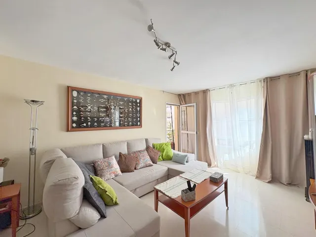 Piso de cuatro habitaciones en Teatinos — 32