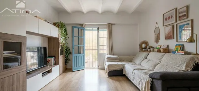 Casa de pueblo con encanto y vistas a la montaña - foto 2