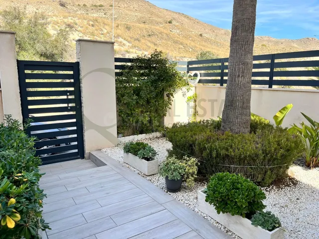 Villa en Balcón de Finestrat con piscina infinity, tecnologí - foto 5