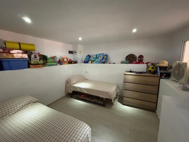 Adosado de 4 dormitorios, 2 baños en Los Altos (Orihuela Costa) con 2 Piscinas, Solárium y Gran Sótano — 8