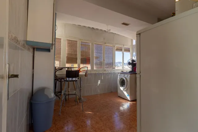 Piso totalmente exterior con vistas despejadas y mucho luz natural. — 15