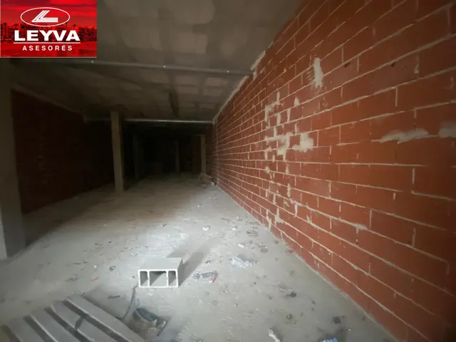 LOCAL COMERCIAL EN VENTA — 20