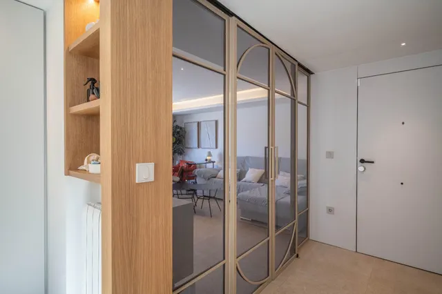 Impresionante Vivienda de Lujo con Diseño Moderno y Comodidades Exclusivas — 30