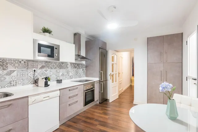 Casa con garaje de 106 m2, buhardilla y 3 plantas en el centro de molina — 7