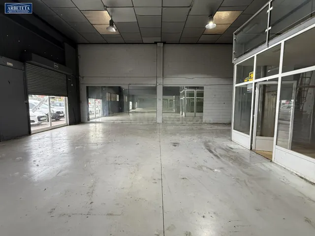 Agencia Inmobiliaria Arbeteta, ALQUILA nave. - foto 5