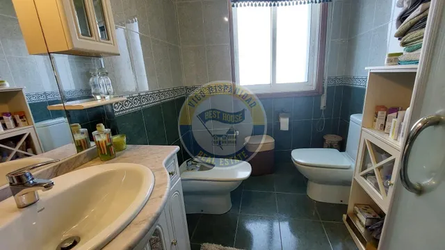 Piso totalmente exterior en Avenida de Madrid – céntrico, luminoso y con garaje — 21