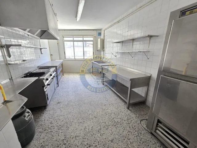 Cafetería con excelente ubicación — 24