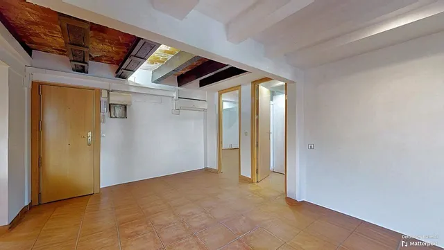 REFORMADO CON ENCANTO EN RAMBLA DEL POBLENOU – 6ª PLANTA SIN ASCENSOR — 37