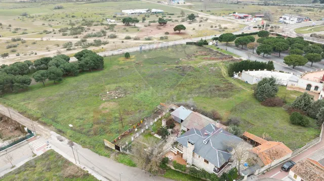MaraVILLAS TEAM presenta un Terreno urbano en Boecillo - foto 3