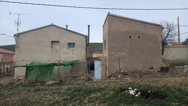 VENTA EN SERÓN ( ALMERÍA ) DE CASA DE CAMPO DE CINCO habitac - foto 3