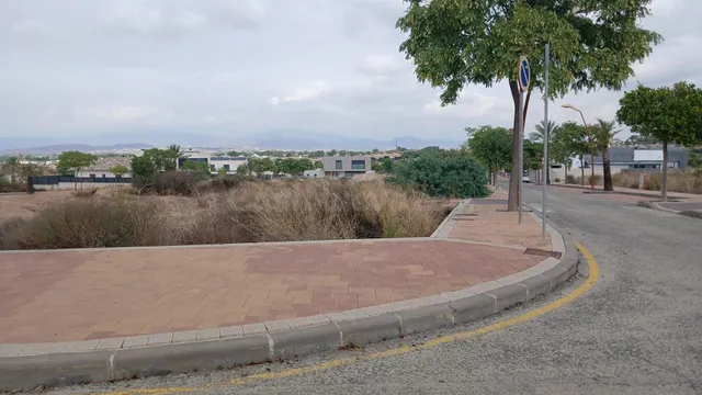SE VENDE SOLAR URBANO EN LA QUINTA (MOLINA DE SEGURA) - foto 2