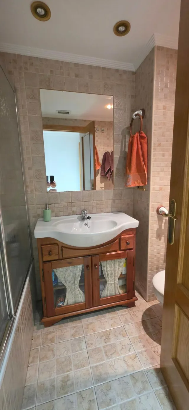 PISO A LA VENTA AMPLIO, LUMINOSO Y CON PLAZA DE GARAGE — 37