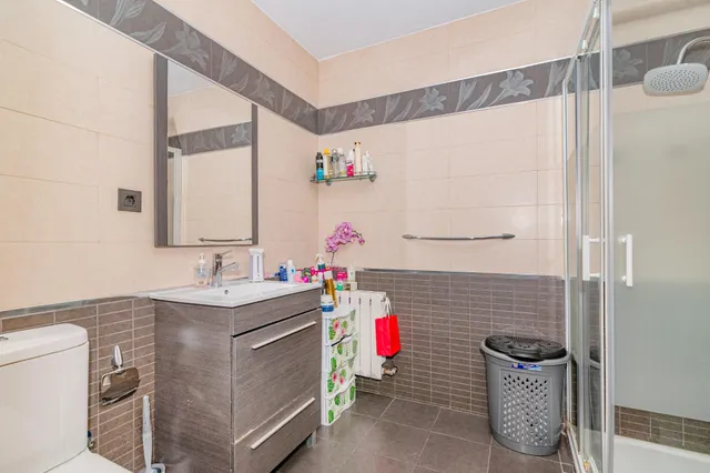 Espléndida Casa en Vega de Granada, ¡Listo para Entrar a Vivir por solo €199.990! — 38