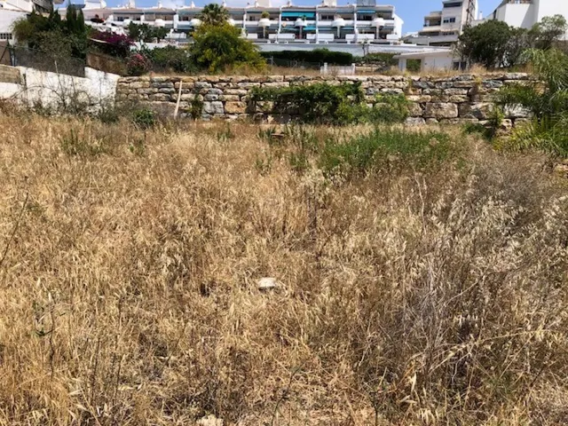 se vende parcela en Benalmadena Costa — 6