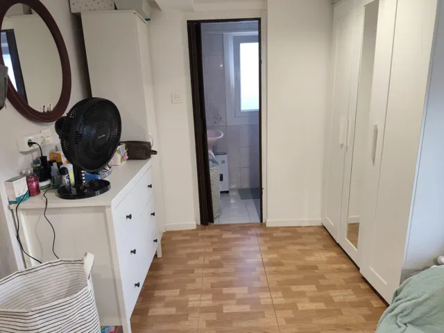 Casa reformada con terraza, finca de 750 m2 y cuadra, con vistas al Aramo — Morcín — 13