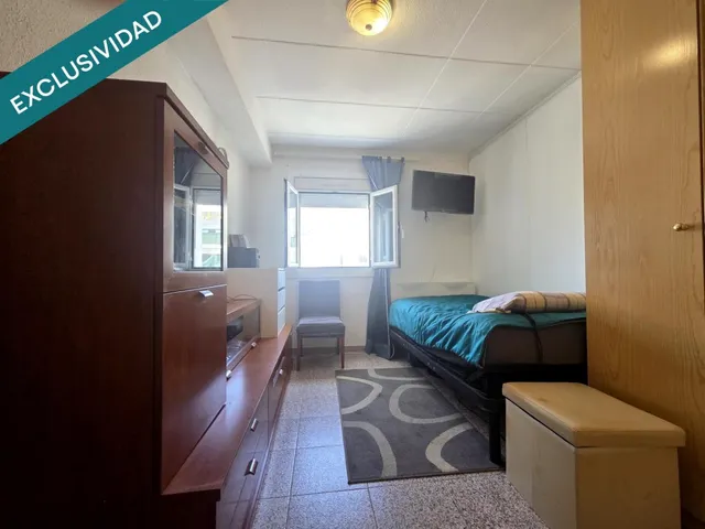 Piso reformado con 2 balcones y vistas al parque - foto 4