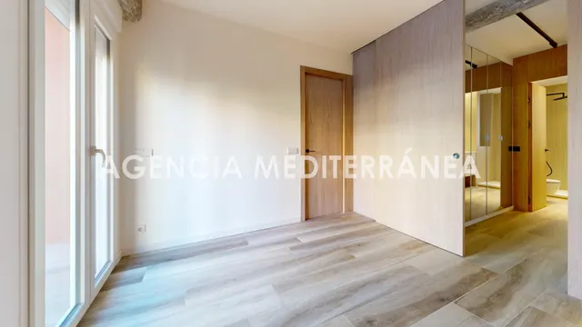 Exclusivo Piso de Diseño a Estrenar en el Corazón de Valenci