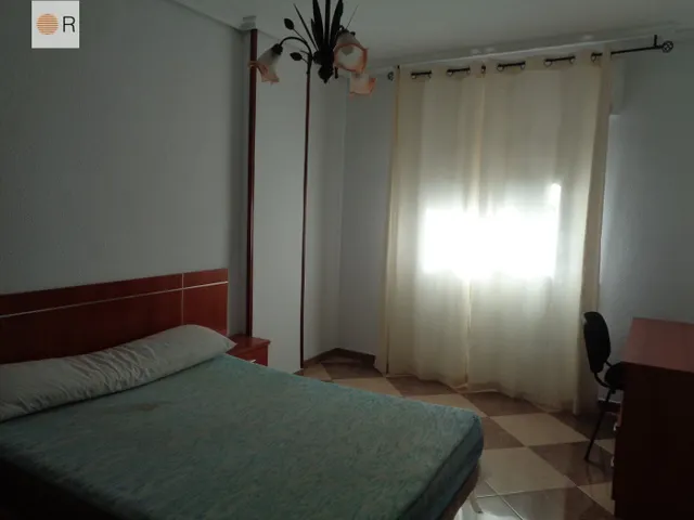 PISAZO PARA ESTUDIANTES CON TERRAZA Y ASCENSOR — 27