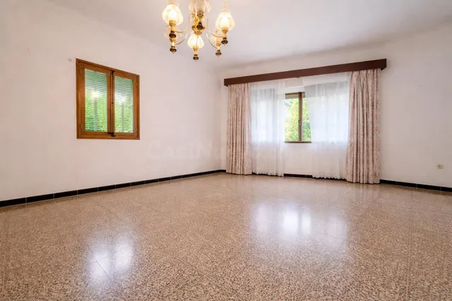 Planta baja con patio y garaje en Son Amonda – Espacio, luz  - foto 2